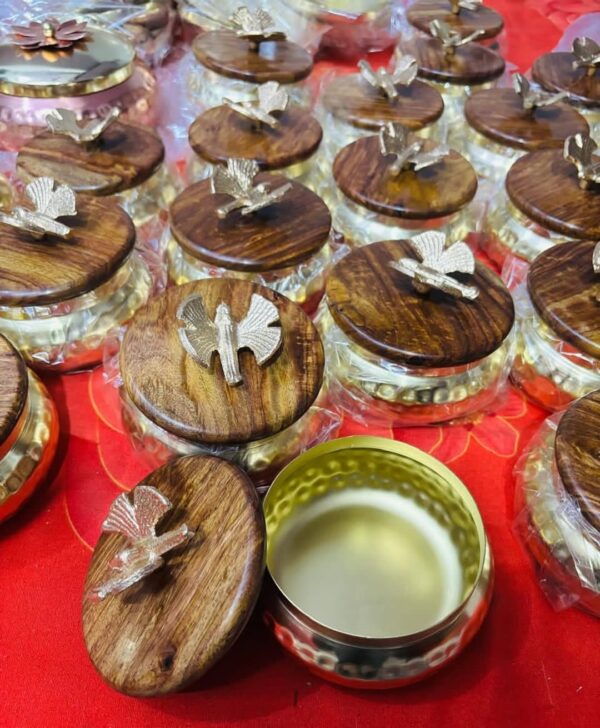 Metal Dry fruits jars, Box Capacity