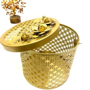 Metal Tea Light Candle Holder