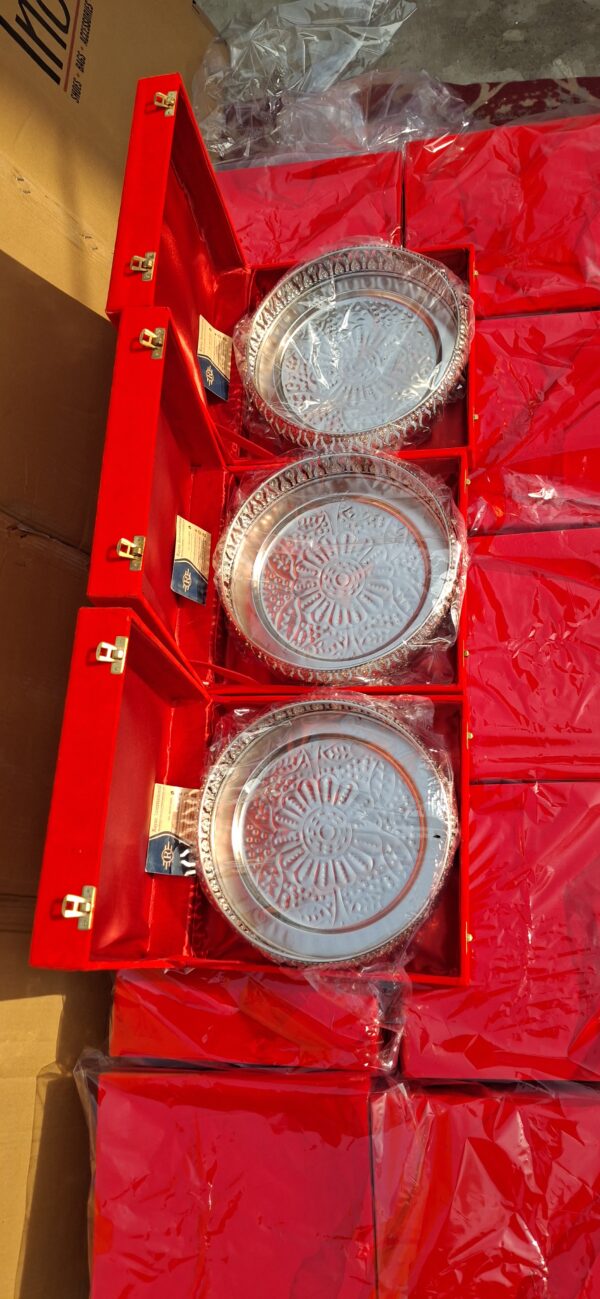German Silver Round Trays With Velvet Box, - Image 3